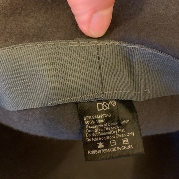 D&Y Gray Wool Winter Hat - Picture 5 of 7